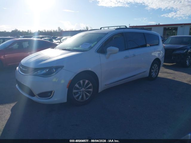 2C4RC1BG2HR526503 Chrysler Pacifica Touring-l