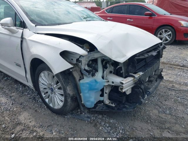 3FA6P0PU1GR325884 Ford Fusion Energi Se Luxury