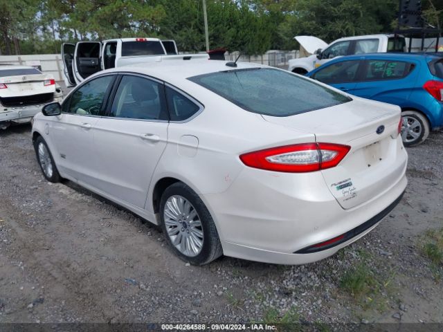 3FA6P0PU1GR325884 Ford Fusion Energi Se Luxury
