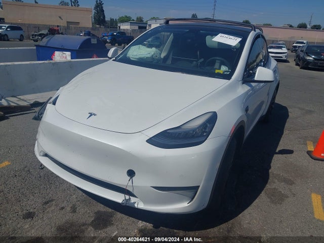 2021 TESLA MODEL Y 5YJYGDEE8MF095697 Photo 1