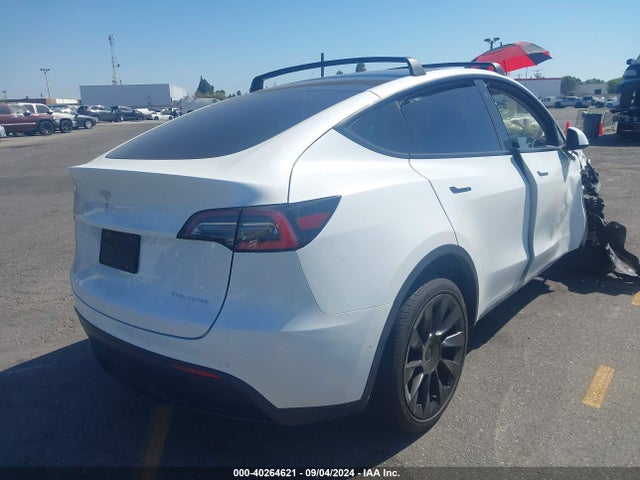 2021 TESLA MODEL Y 5YJYGDEE8MF095697 Photo 3