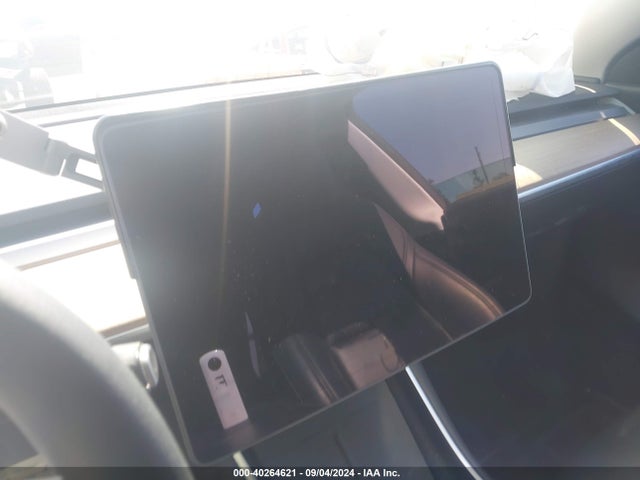 2021 TESLA MODEL Y 5YJYGDEE8MF095697 Photo 6