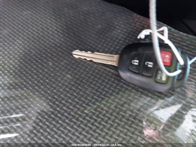 5YFBURHEXGP430040 Toyota Corolla S