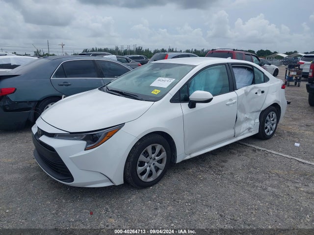 Toyota COROLLA LE 2024 5YFB4MDE3RP202358 Image 2