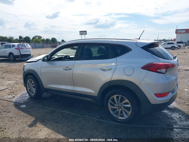 Hyundai TUCSON SE 2016 KM8J33A41GU145609 Image 14