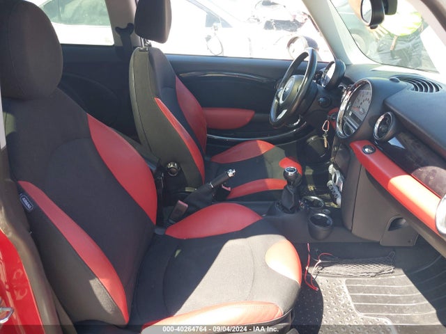 2009 MINI COOPER S WMWMF73539TT99415 Photo 4