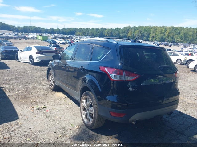 1FMCU0J9XGUA72286 Ford Escape Titanium