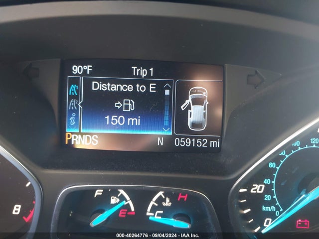 1FMCU0J9XGUA72286 Ford Escape Titanium