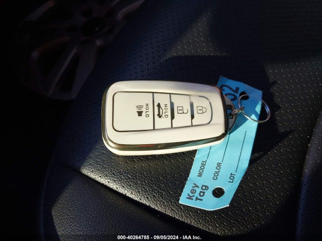 Toyota Prius Two 2017 JTDKBRFU5H3030879 Image 11
