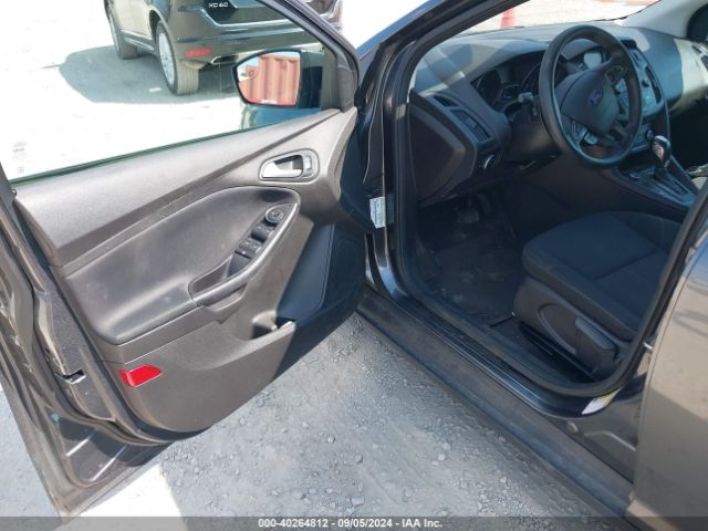 1FADP3K25GL237109 Ford FOCUS SE