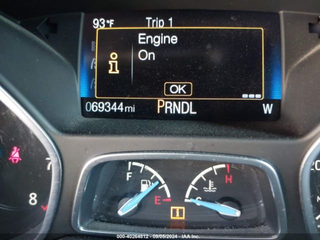 1FADP3K25GL237109 Ford FOCUS SE