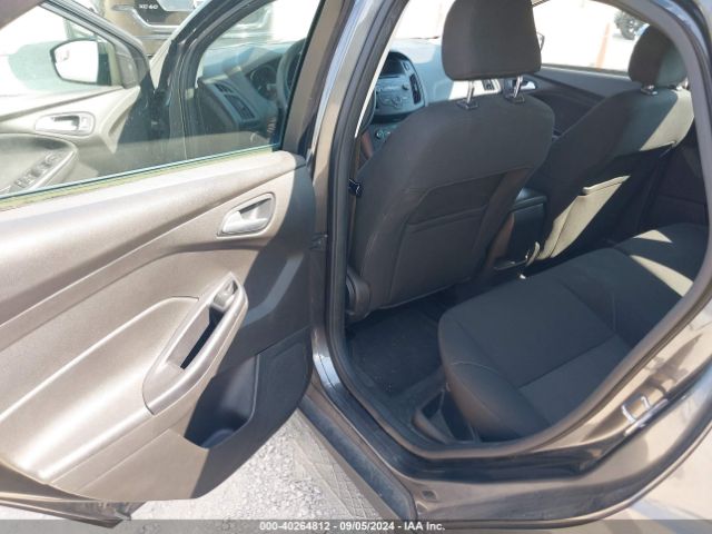 1FADP3K25GL237109 Ford FOCUS SE