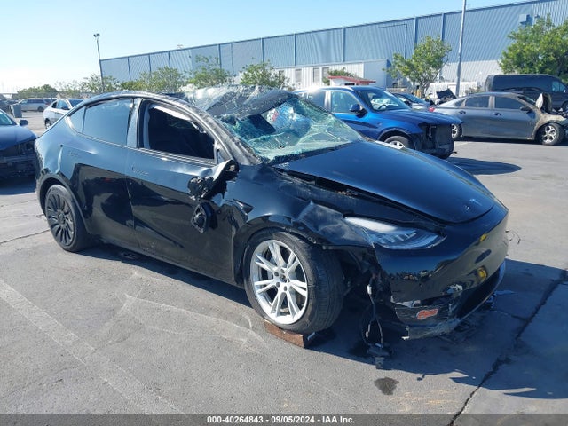 2020 TESLA MODEL Y 5YJYGDEE5LF057679 Photo 0