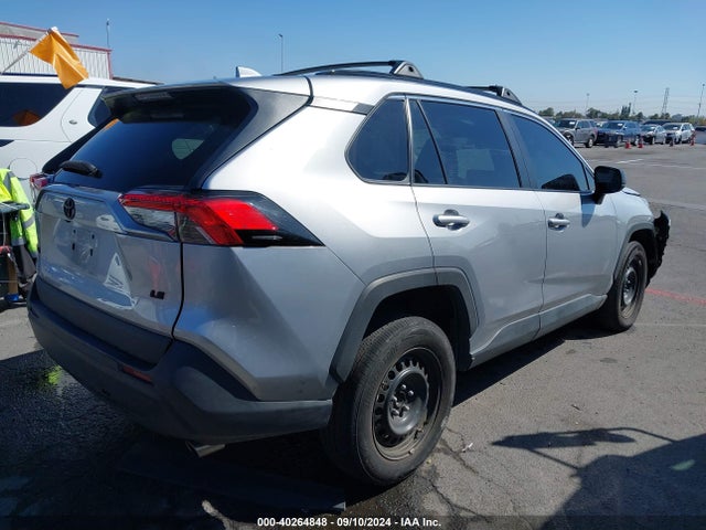 Toyota RAV4 LE 2021 2T3H1RFV0MC131861 Image 4