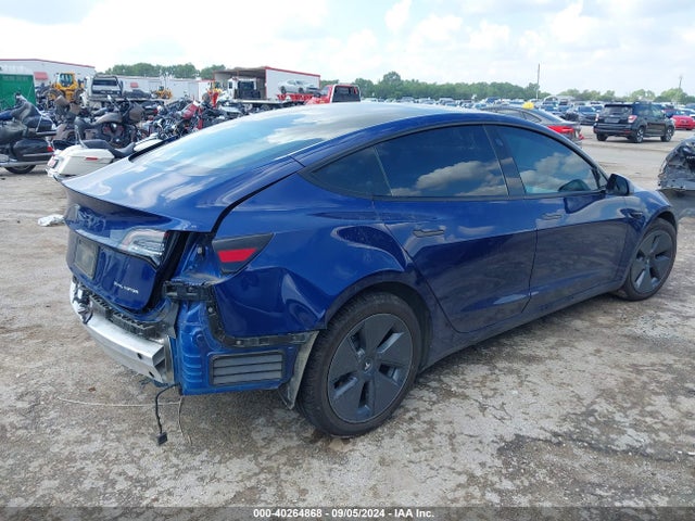 2022 TESLA MODEL 3 5YJ3E1EBXNF182068 Photo 3