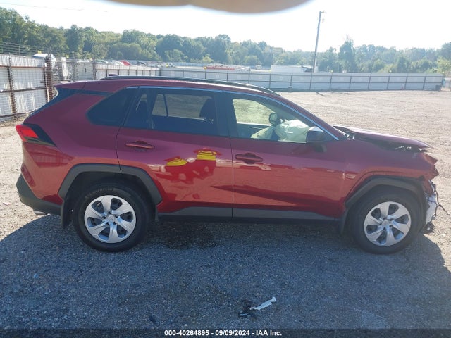Toyota RAV4 LE 2021 JTMH1RFV3MD074938 Image 14