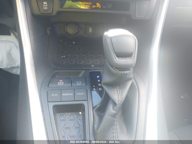 Toyota RAV4 LE 2021 JTMH1RFV3MD074938 Image 20