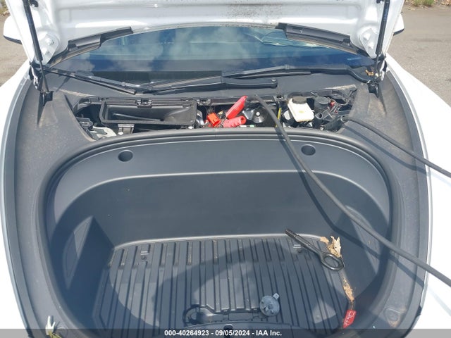 2023 TESLA MODEL 3 5YJ3E1EA7PF476666 Photo 9