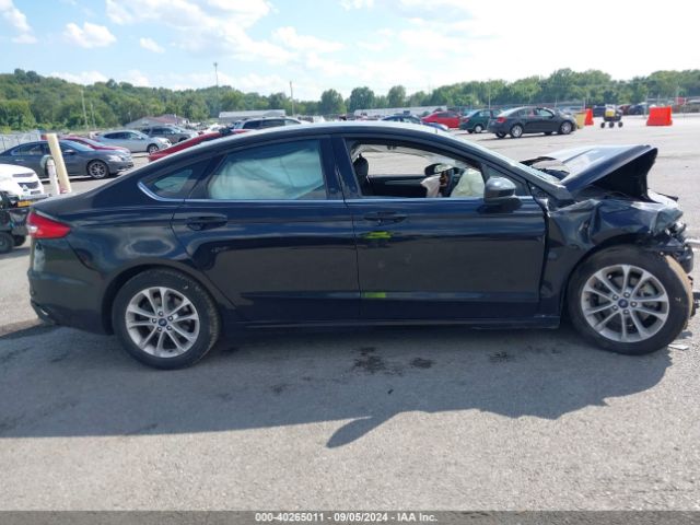 3FA6P0HD8LR167620 Ford FUSION SE