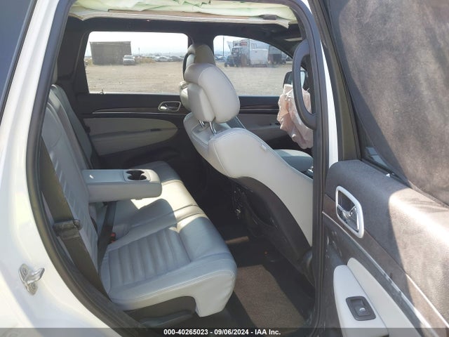 1C4RJFBG7JC225789 Jeep Grand Cherokee Sterling Edition 4x4