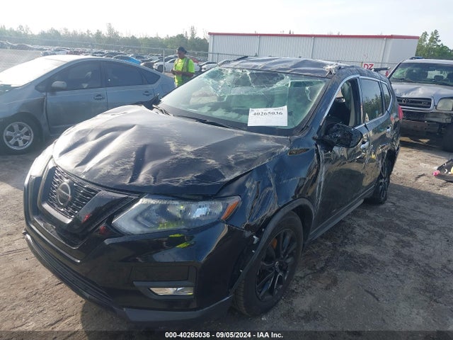 Nissan ROGUE SV 2018 5N1AT2MT3JC719573 Image 2