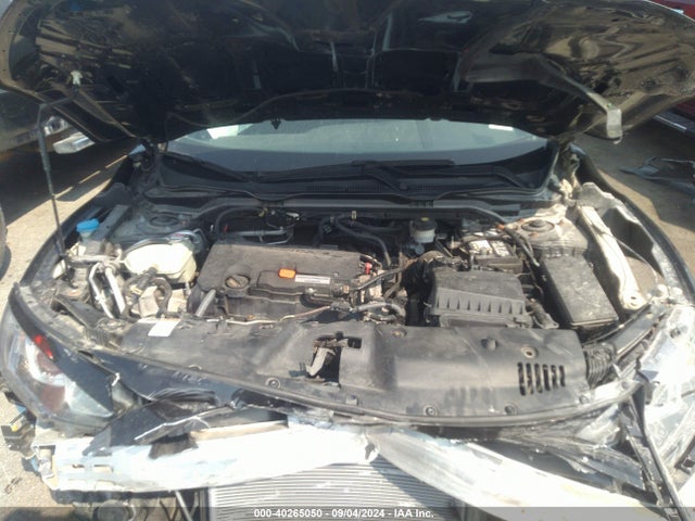 Honda Civic Lx 2018 2HGFC2F58JH558354 Image 10