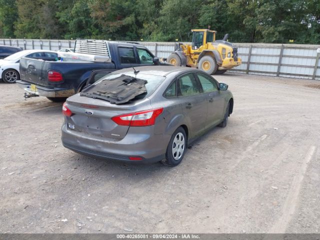 1FADP3E25EL235465 Ford FOCUS S