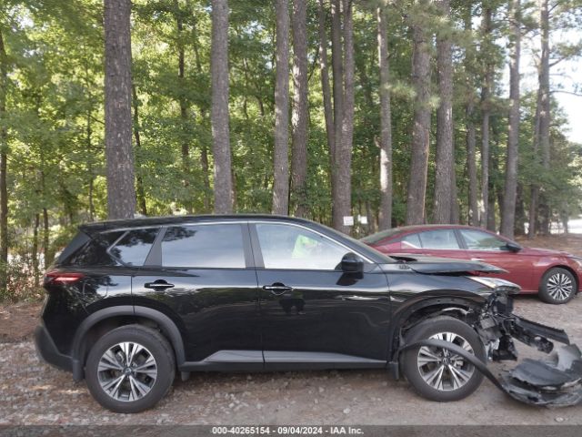 JN8BT3BA8PW428434 Nissan Rogue Sv Fwd