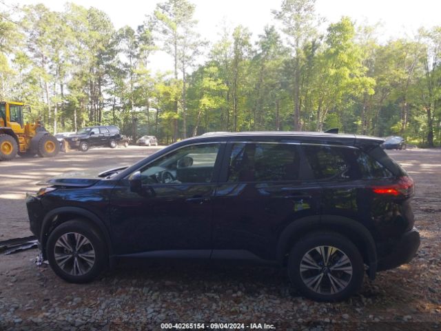 JN8BT3BA8PW428434 Nissan Rogue Sv Fwd