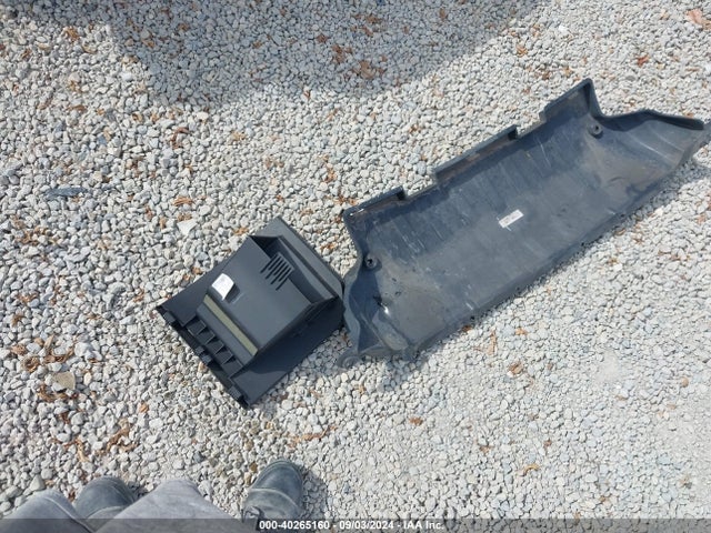 1C4HJXDG5JW150717 Jeep Wrangler Unlimited Sport 4x4