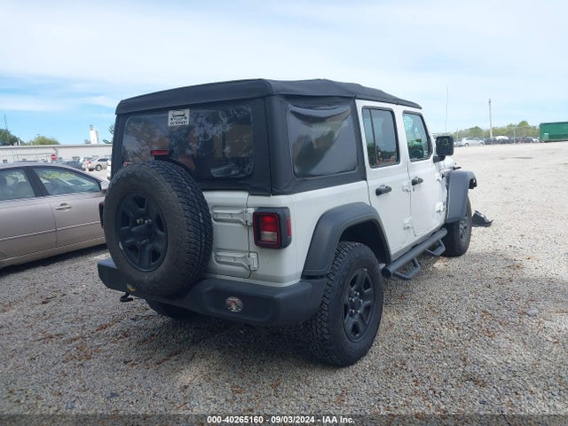 1C4HJXDG5JW150717 Jeep Wrangler Unlimited Sport 4x4