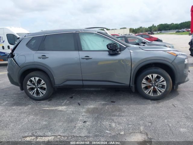 5N1BT3BA1PC883070 Nissan Rogue Sv Fwd