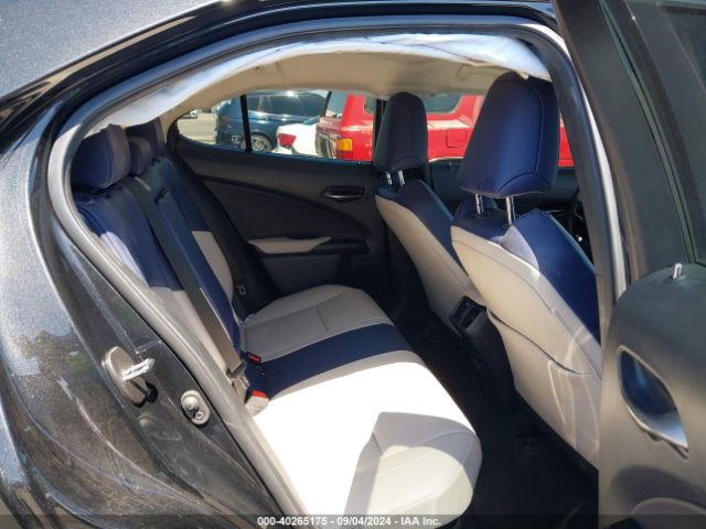JTHX9JBH4M2046615 Lexus UX 250H