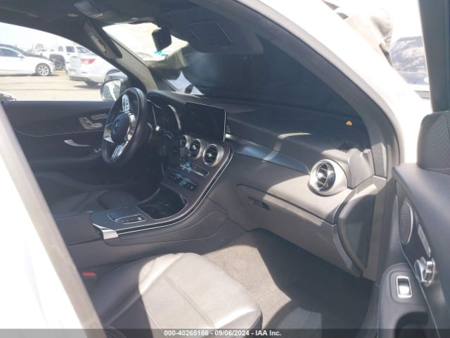 W1N0G8DB2NV394352 Mercedes-Benz Glc 300 Suv
