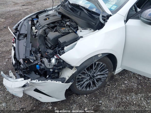 KIA Forte Gt-line 2022 3KPF54ADXNE498937 Image 6