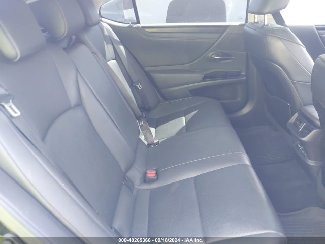 Lexus ES 300H 2022 58ADA1C19NU025914 Image 8