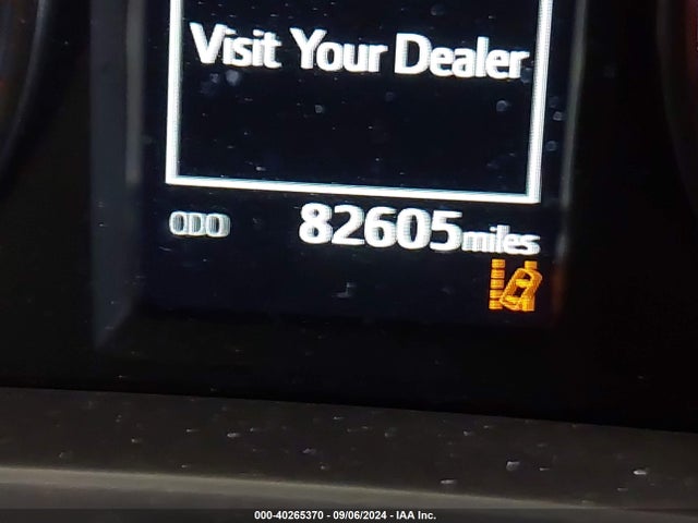 Toyota RAV4 LE 2018 JTMZFREV1JJ179014 Image 16