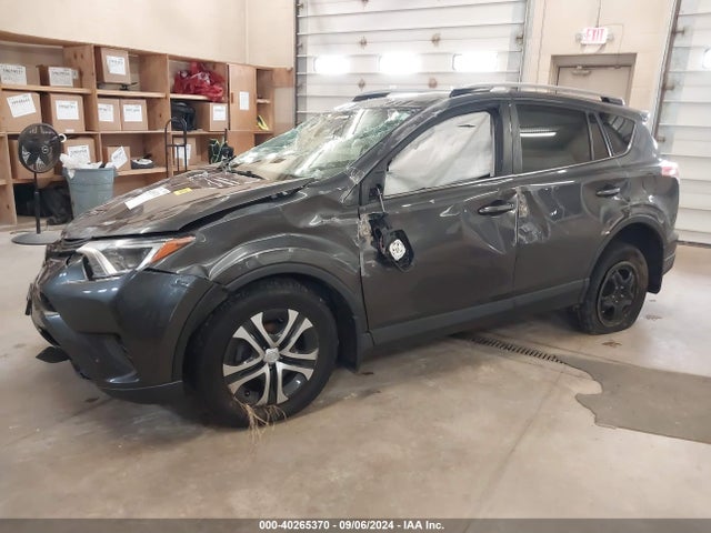 Toyota RAV4 LE 2018 JTMZFREV1JJ179014 Image 2