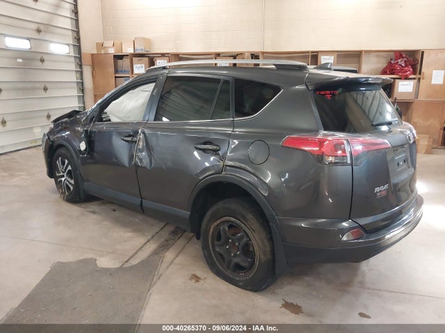 Toyota RAV4 LE 2018 JTMZFREV1JJ179014 Image 3