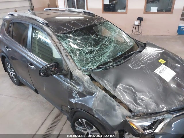 Toyota RAV4 LE 2018 JTMZFREV1JJ179014 Image 6