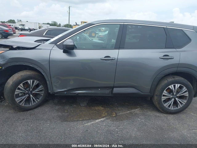 5N1BT3BA6PC900381 Nissan Rogue Sv Fwd