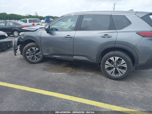 5N1BT3BA6PC900381 Nissan Rogue Sv Fwd