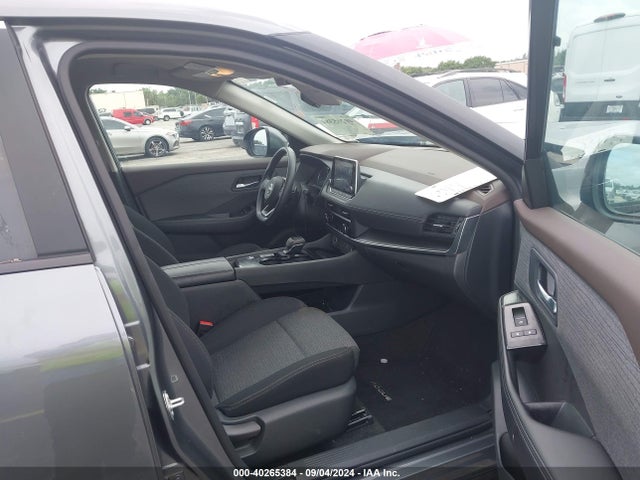 5N1BT3BA6PC900381 Nissan Rogue Sv Fwd