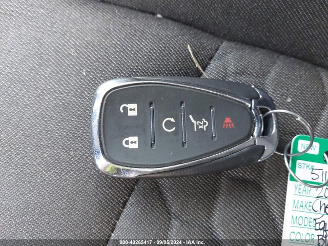 Chevrolet EQUINOX LT 2018 2GNAXSEV0J6212266 Image 11