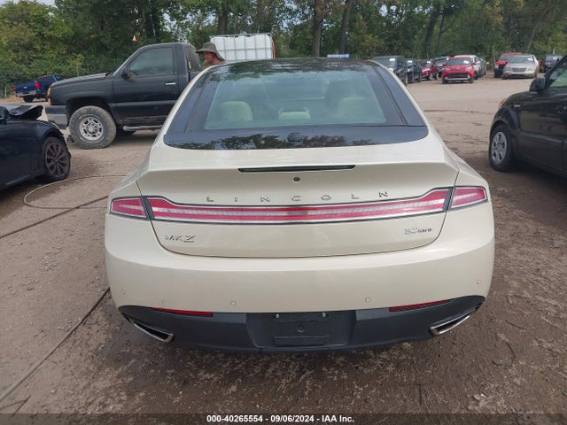 3LN6L2JK2FR624626 Lincoln MKZ