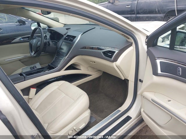 3LN6L2JK2FR624626 Lincoln MKZ
