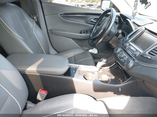 Chevrolet IMPALA 2LZ 2018 1G1125S30JU146355 Image 5