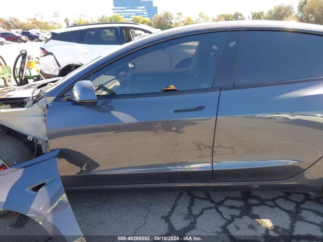 5YJ3E1EA2MF995975 Tesla Model 3 Standard Range Plus Rear-wheel Drive