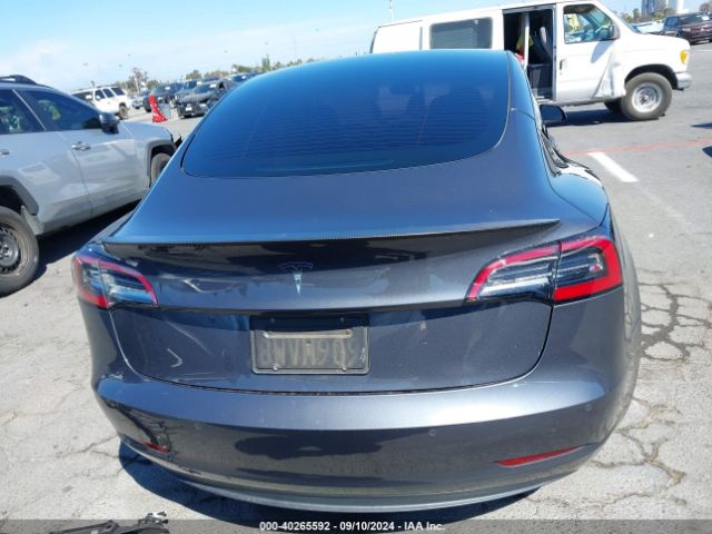 5YJ3E1EA2MF995975 Tesla Model 3 Standard Range Plus Rear-wheel Drive