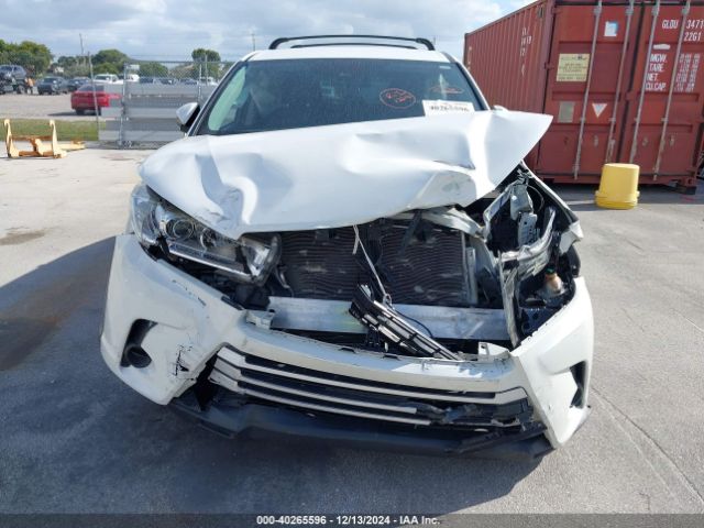 5TDZARFH7KS052764 Toyota Highlander Le